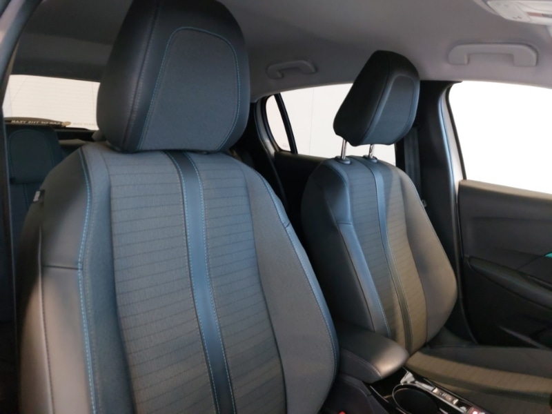 Used Peugeot 208 2020 for sale - 76707809: Photo 13