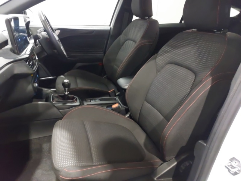 Used Ford Focus 2023 for sale - 77046976: Photo 5