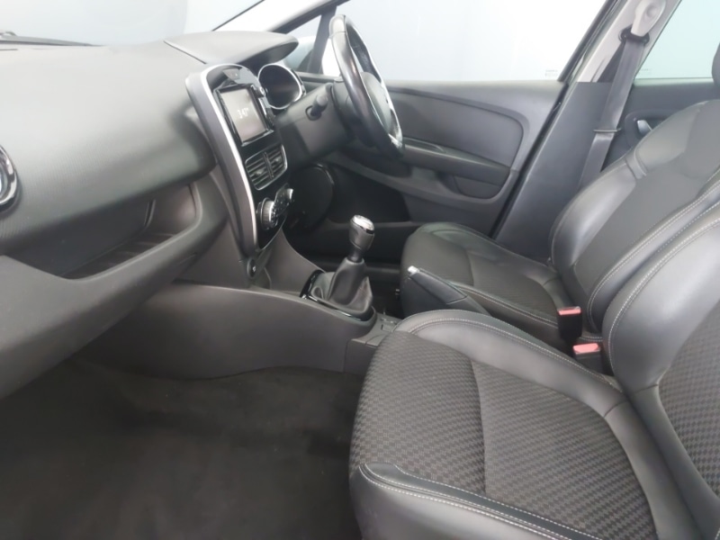 Used Renault Clio 2018 for sale - 78203433: Photo 5