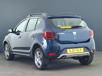 Used Dacia Sandero Stepway 2017 for sale - 79817231: Photo