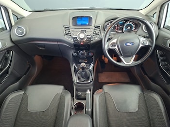 Used Ford Fiesta 2015 for sale - 79447716: Photo
