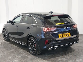 Used Kia Ceed 2021 for sale - 77035063: Photo