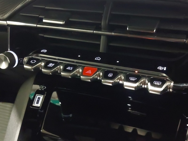 Used Peugeot 2008 2024 for sale - 76800072: Photo 11