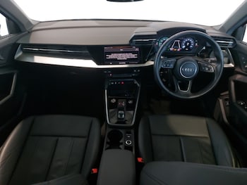 Used Audi A3 2022 for sale - 76233397: Photo 2