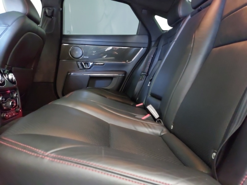 Used Jaguar XJ 2018 for sale - 77999409: Photo 6