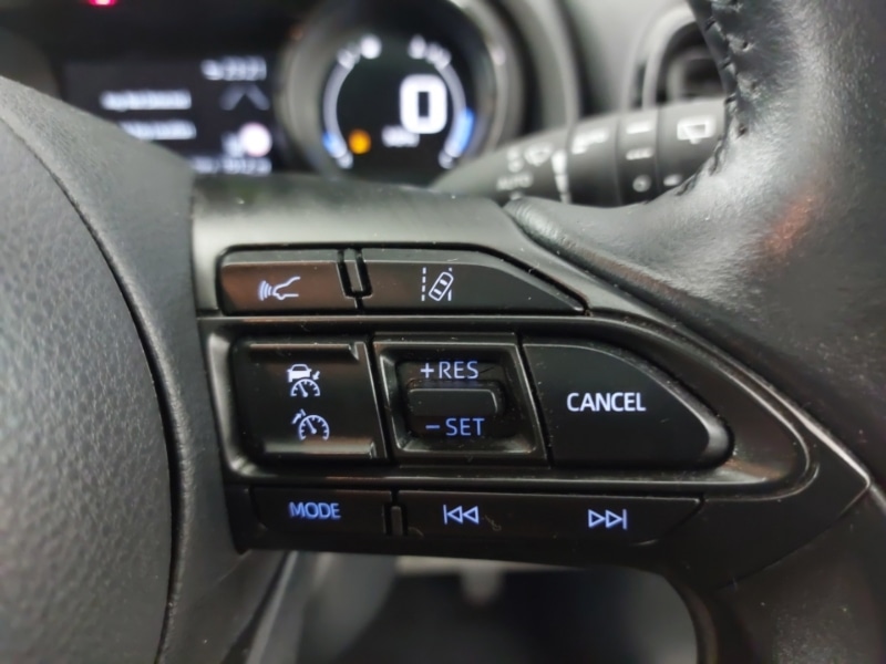 Used Toyota Yaris 2023 for sale - 76560550: Photo 13