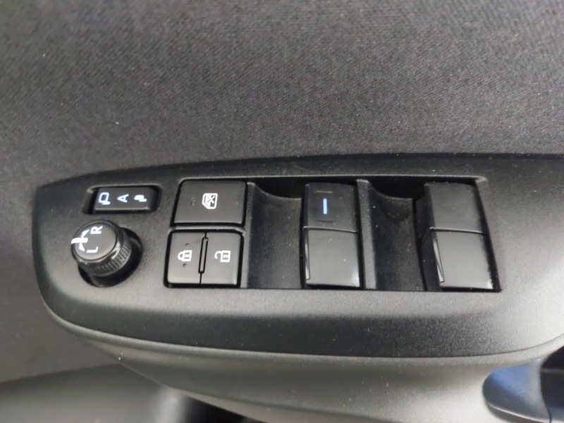 Used Toyota Yaris 2023 for sale - 76560550: Photo 19