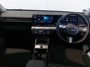 Used Hyundai KONA 2024 for sale - 76135057: Photo 2