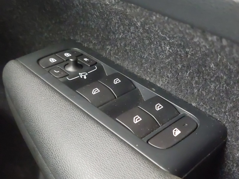 Used Volvo XC40 2018 for sale - 78113036: Photo 17