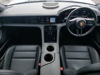 Used Porsche Taycan 2022 for sale - 75357730: Photo