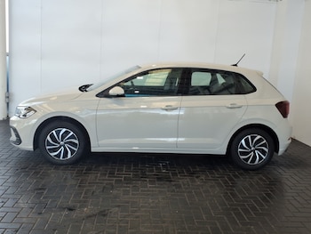 Used Volkswagen Polo 2024 for sale - 79605616: Photo