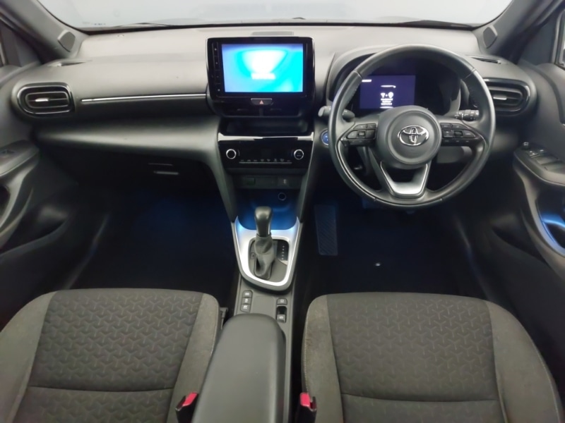 Used Toyota Yaris Cross 2023 for sale - 77338421: Photo 2