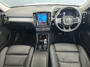 Used Volvo XC40 2024 for sale - 79461433: Photo