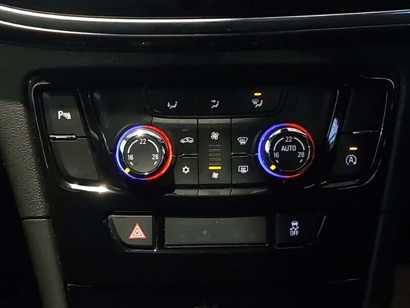 Used Vauxhall Mokka X 2018 for sale - 77832617: Photo 11