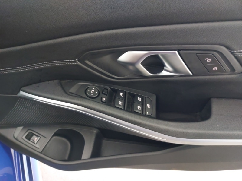 Used BMW 3 Series 2024 for sale - 77105418: Photo 19