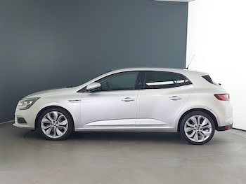 Used Renault Megane 2017 for sale - 78071364: Photo