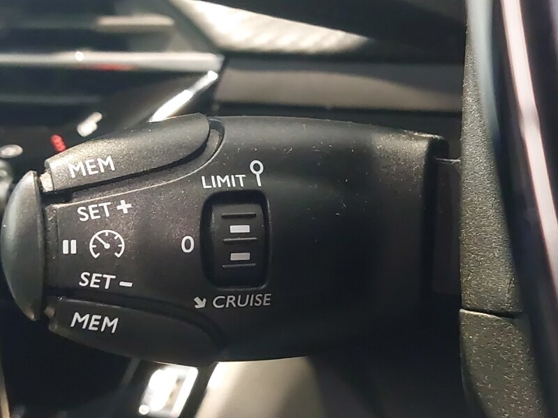 Used Peugeot 2008 2022 for sale - 77988105: Photo 17