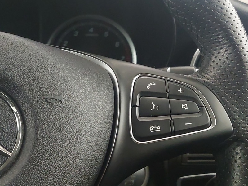 Used Mercedes-Benz GLC 2019 for sale - 77852635: Photo 13