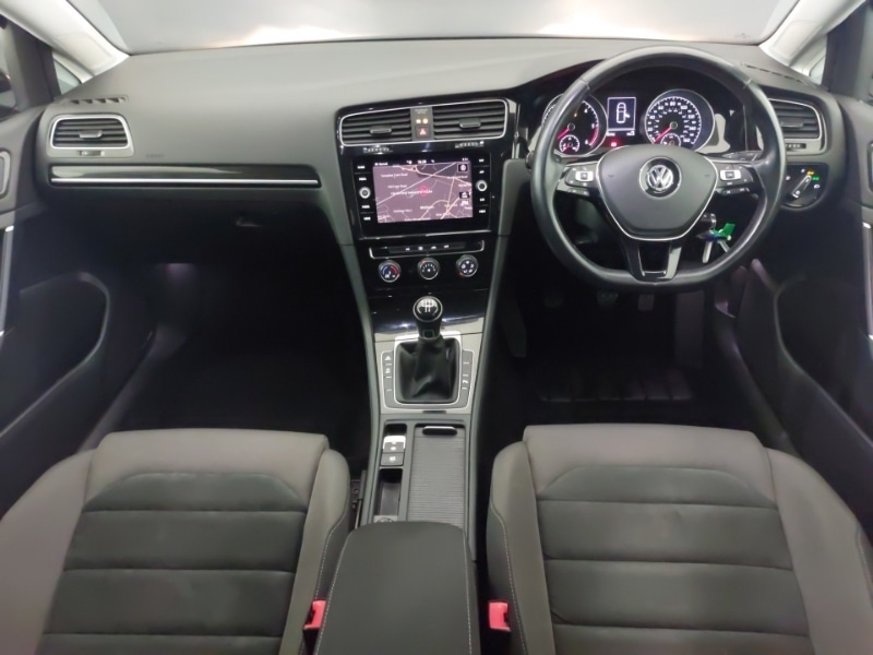 Used Volkswagen Golf 2019 for sale - 77214253: Photo 2