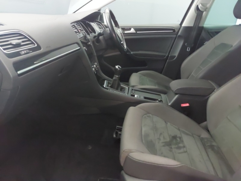 Used Volkswagen Golf 2019 for sale - 77214253: Photo 5