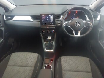 Used Renault Captur 2022 for sale - 77325349: Photo