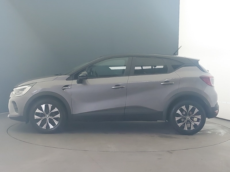 Used Renault Captur 2022 for sale - 77325349: Photo 4