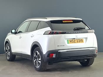 Used Peugeot 2008 2023 for sale - 79618581: Photo