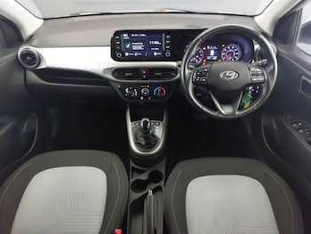 Used Hyundai i10 2021 for sale - 76613850: Photo