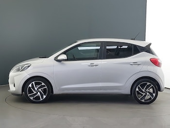 Used Hyundai i10 2021 for sale - 76613850: Photo