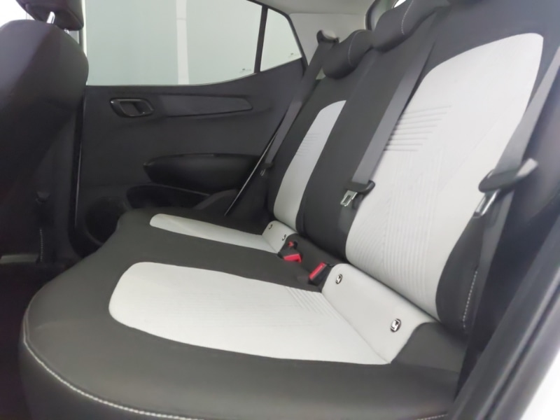 Used Hyundai i10 2021 for sale - 76613850: Photo 6