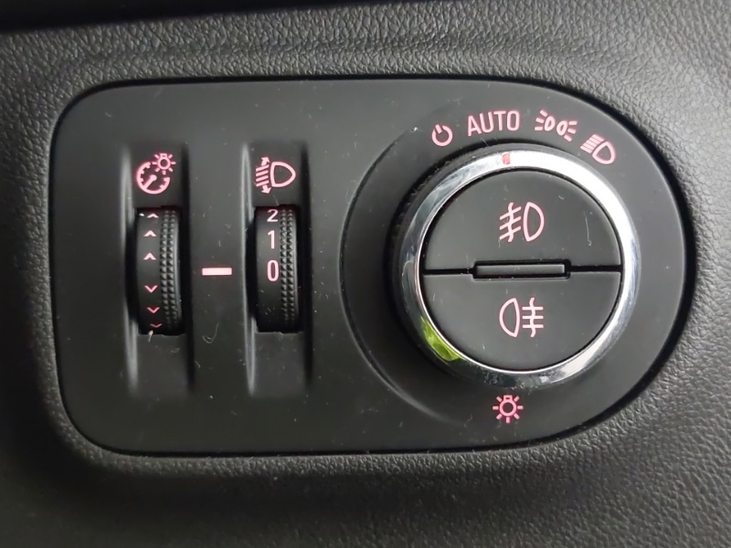 Used Vauxhall Corsa 2017 for sale - 78203399: Photo 17