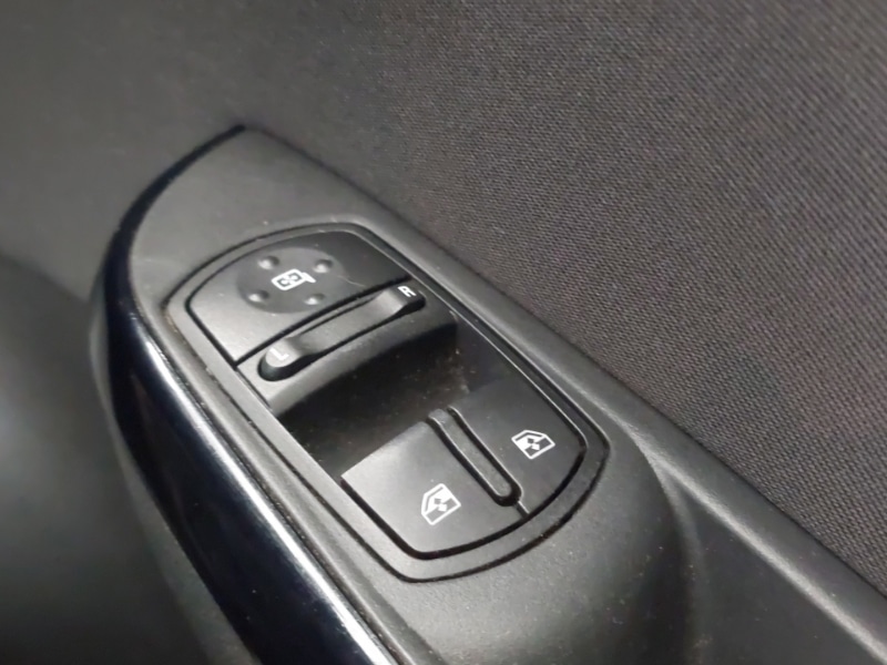 Used Vauxhall Corsa 2017 for sale - 78203399: Photo 18