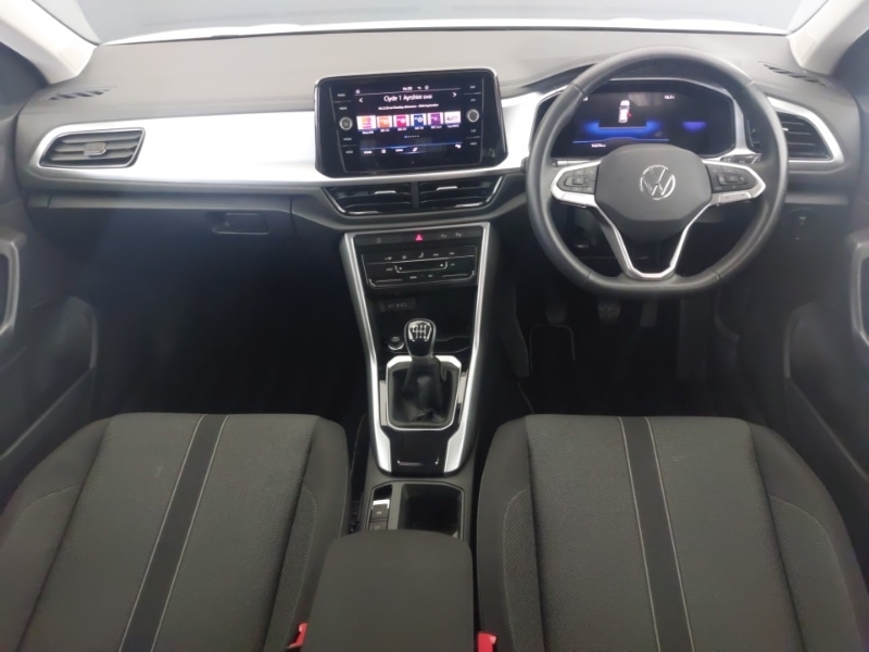 Used Volkswagen T-Roc 2024 for sale - 76120947: Photo 2