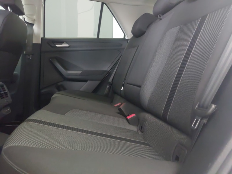 Used Volkswagen T-Roc 2024 for sale - 76120947: Photo 6