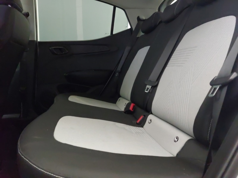 Used Hyundai i10 2021 for sale - 76571506: Photo 6