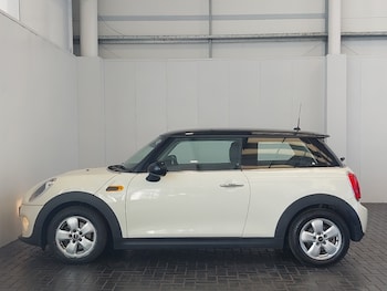 Used MINI Hatch 2018 for sale - 75576263: Photo