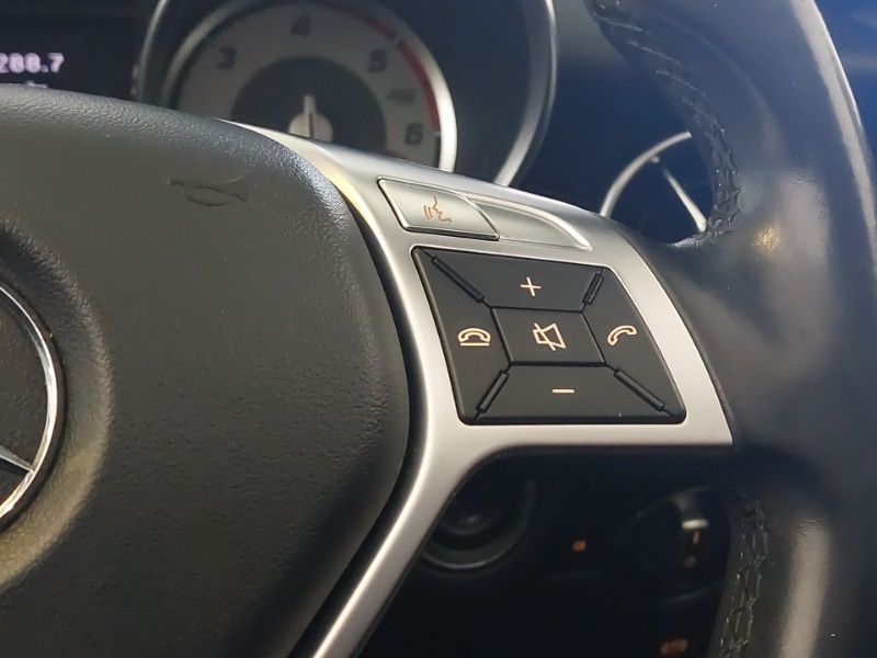 Used Mercedes-Benz SLK 2013 for sale - 77300088: Photo 13