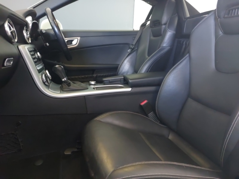 Used Mercedes-Benz SLK 2013 for sale - 77300088: Photo 6