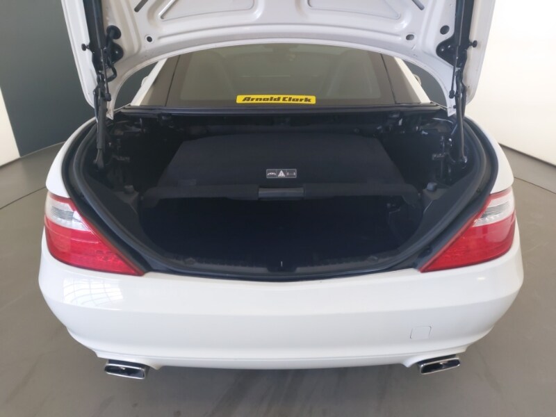 Used Mercedes-Benz SLK 2013 for sale - 77300088: Photo 8