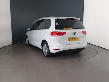 Used Volkswagen Touran 2021 for sale - 75025352: Photo