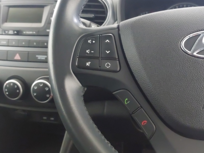 Used Hyundai i10 2019 for sale - 77380066: Photo 14