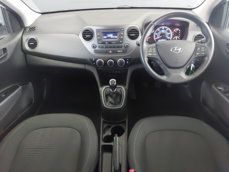 Used Hyundai i10 2019 for sale - 77380066: Photo 2
