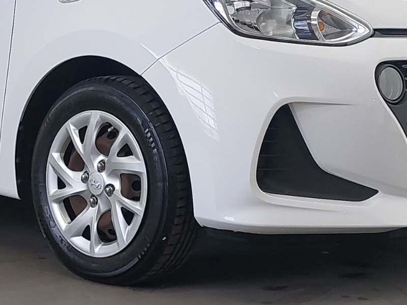 Used Hyundai i10 2019 for sale - 77380066: Photo 9