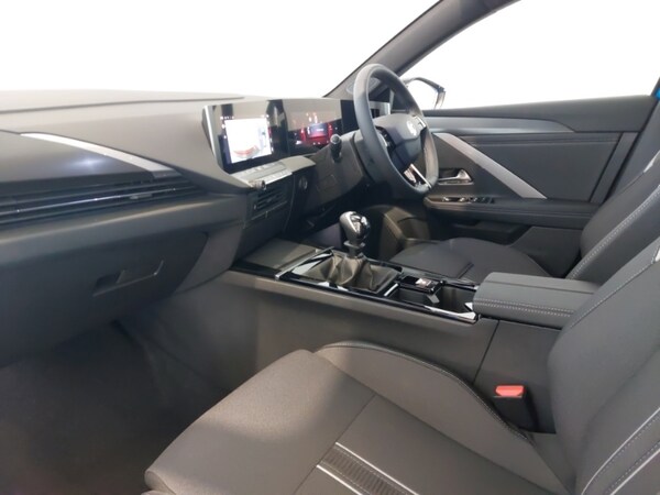 Used Vauxhall Astra 2025 for sale - 75338732: Photo 5