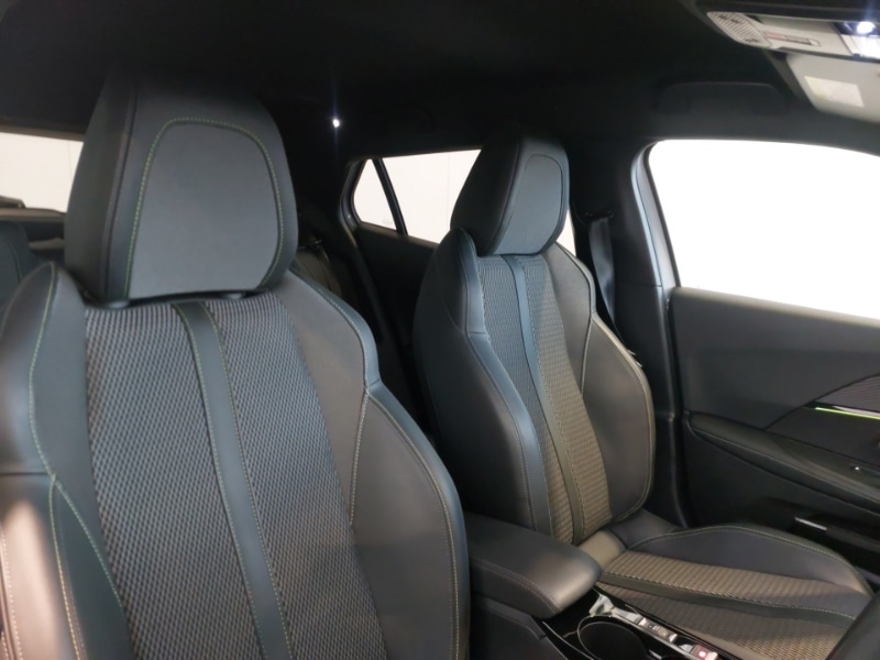 Used Peugeot 2008 2023 for sale - 77466843: Photo 12