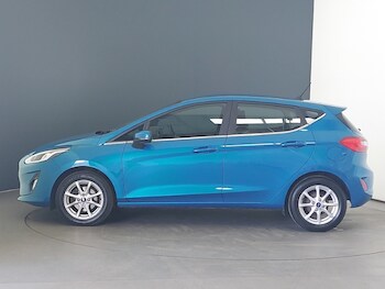 Used Ford Fiesta 2017 for sale - 78757080: Photo