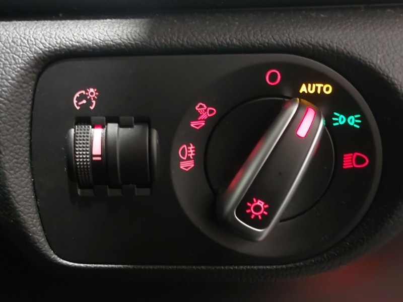 Used Audi Q3 2018 for sale - 76639454: Photo 14