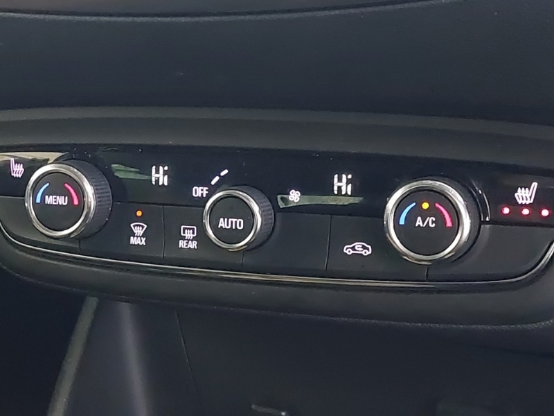 Used Vauxhall Crossland 2021 for sale - 76860447: Photo 16