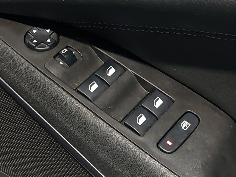 Used Vauxhall Crossland 2021 for sale - 76860447: Photo 9