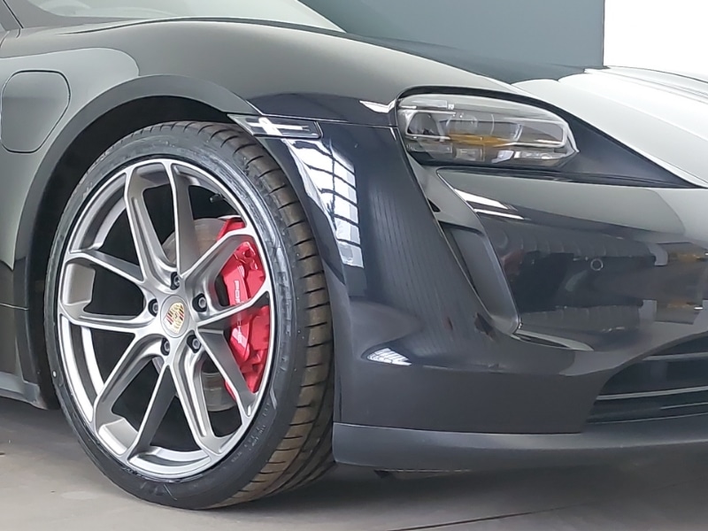 Used Porsche Taycan 2021 for sale - 77623678: Photo 9